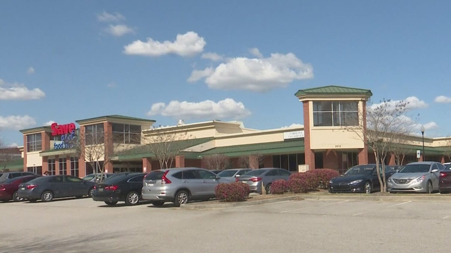 Columbia Housing Authority will sell Celia Saxon shopping center for 2